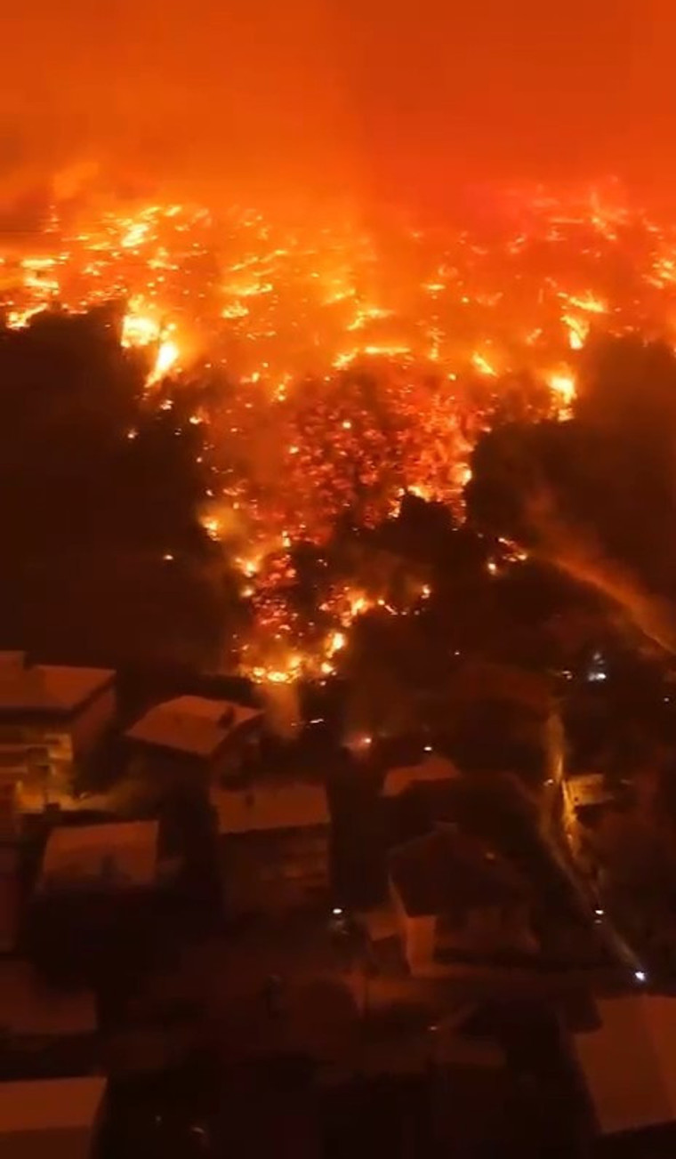 Bursa alev alev yanıyor: Canhıraş mücadele! Ekipler alevler arasında kaldı - Resim : 3