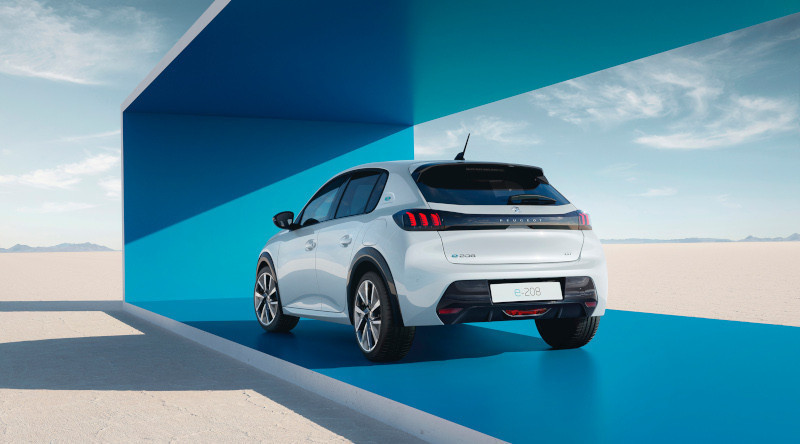 Yeni elektrikli Peugeot e-208, 2023'te yollara çıkacak - Resim : 1