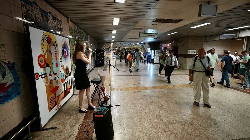 Genç müzisyen Sofie Demi'nin müzik yolculuğu Ukrayna'dan İstanbul sokaklarına uzanıyor - Resim: 3