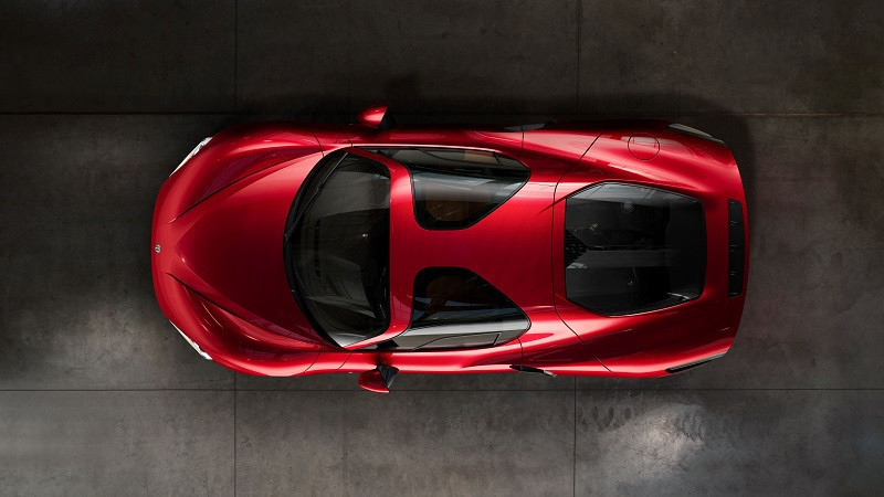 Alfa Romeo, 33 Stradale'nin "kükreme sesini" paylaştı - Resim : 1