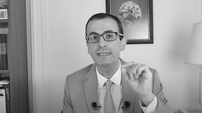 Ünlü Ekonomist Evren Devrim Zelyut’un vefatının ardından Gülten Akın’ın şiiri gündem oldu - Resim : 1