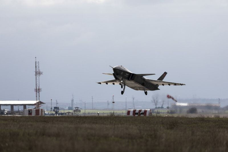 Bayraktar Kızılelma gökyüzüyle buluştu - Resim: 7
