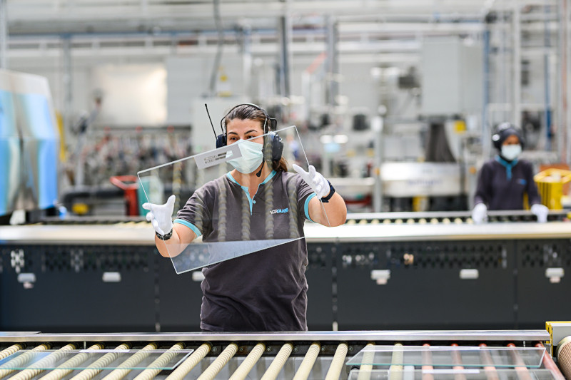 Yorglass, istihdamını yüzde 20 artıracak - Resim : 1