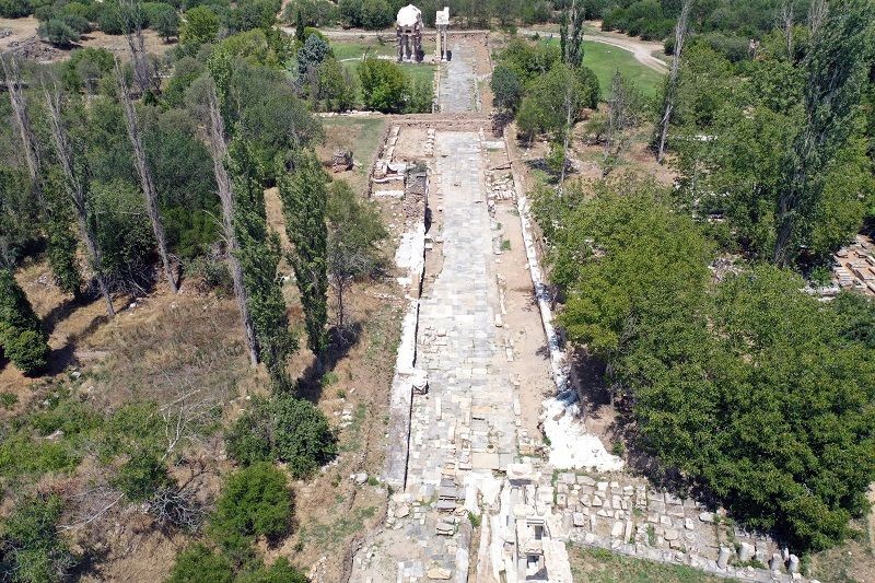 Afrodisias antik kentinde beylikler dönemine ait pazarın izleri bulundu - Resim: 2