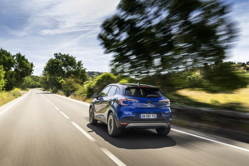 Yenilenen Renault Captur, hibrit motoru ile Türkiye'de - Resim: 5