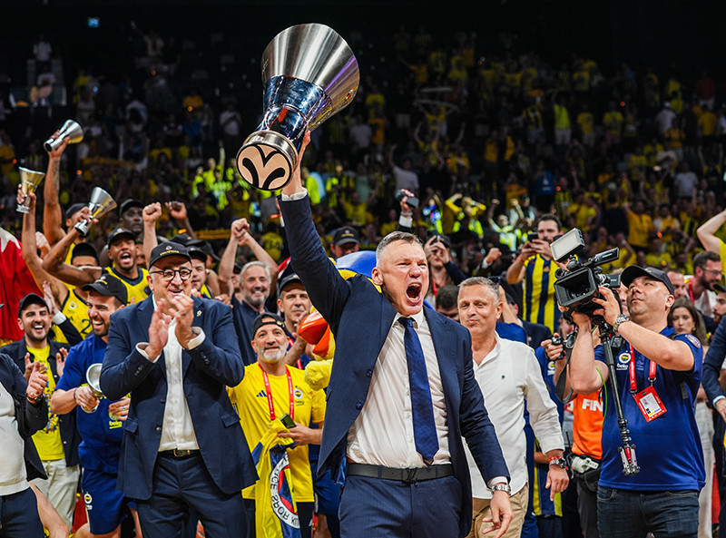 EuroLeague'de Fenerbahçe Beko rakibi Monaco'yu yenerek Avrupa şampiyonu oldu - Resim : 2