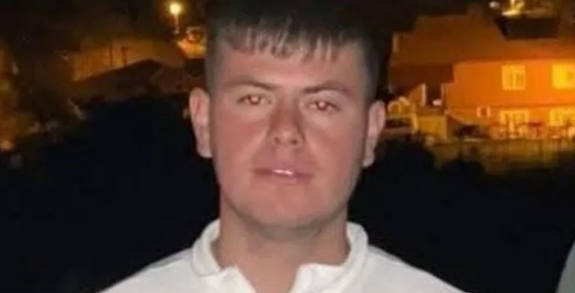 Gölete balıklama atlayan 16 yaşındaki genç hayatını kaybetti: O anlar cep telefonu kamerasına yansıdı - Resim : 1