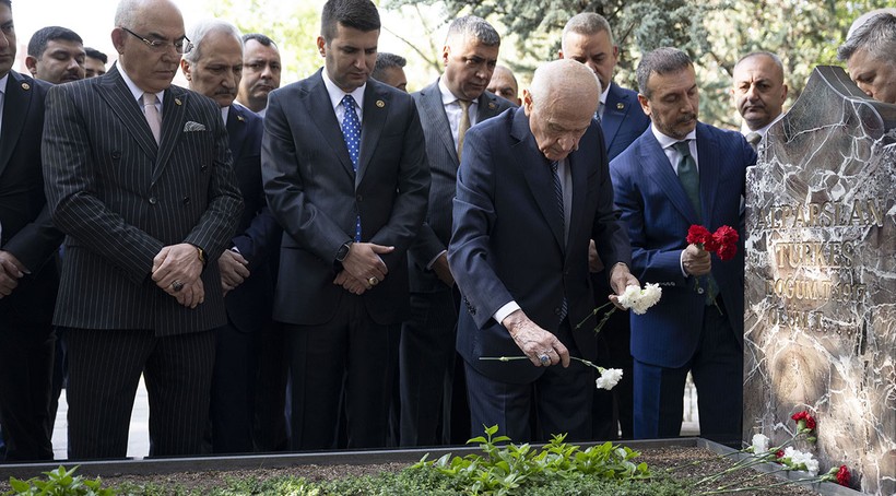 MHP Genel Başkanı Bahçeli: Bayram sonunda Meclis'e görev düşüyor - Resim : 1