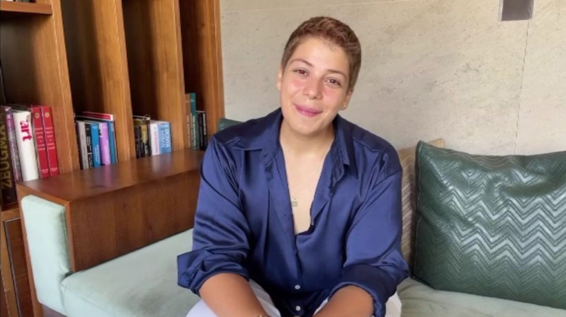 Ünlü şarkıcı Ferah Zeydan sahneden düştü! O anlar saniye saniye görüntülendi - Resim: 7