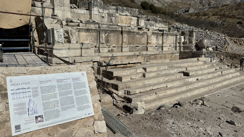 Sagalassos Antik Kenti'ndeki 1892 yıllık Hadrianus Çeşmesi gün yüzüne çıkarılıyor - Resim : 1