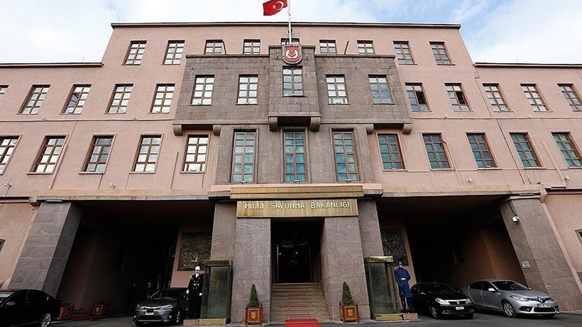 SON DAKİKA... MSB: Irak ve Suriye'de 22 PKK/YPG'li terörist etkisiz hale getirildi