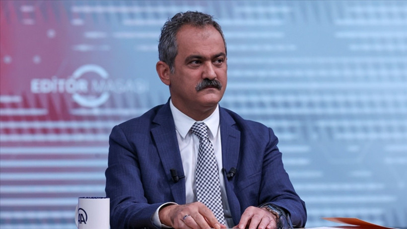 Milli Eğitim Bakanı Özer'den öğretmen atamalarına ilişkin açıklama