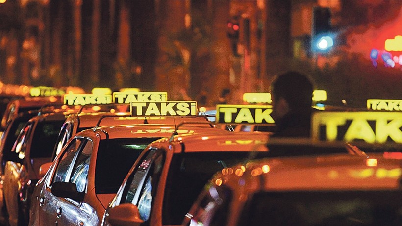 İstanbul’da taksicilerden yine zam talebi