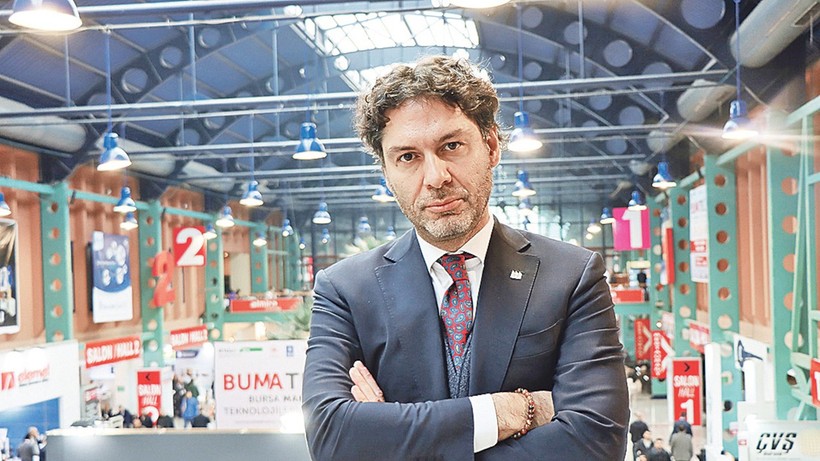 Makineciler yılı 25 milyar dolar ihracatla kapatacak