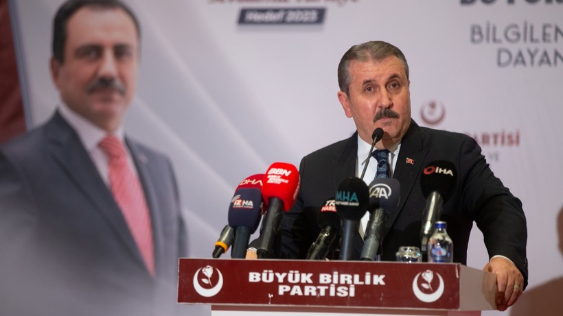 BBP Genel Başkanı Destici, Hakkari'de güvenlik güçleriyle bir araya geldi