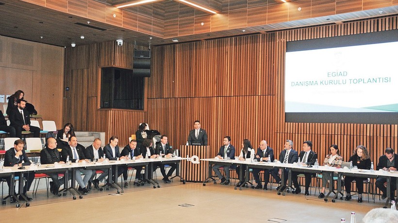 EGİAD, genç seçmenleri masaya yatırdı