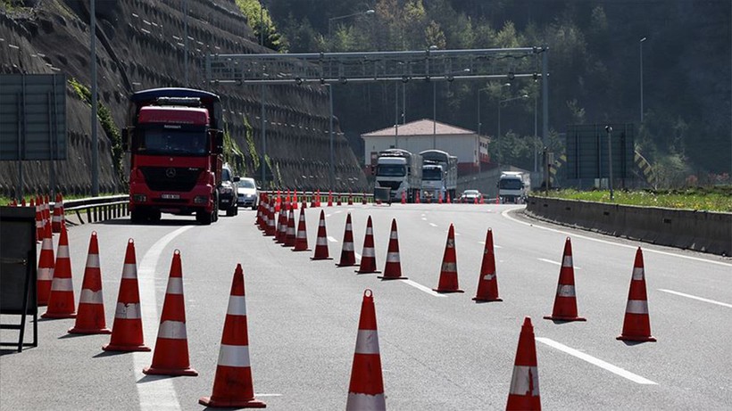 Karayolları Genel Müdürlüğü duyurdu: TİS Otoyolu'nda trafiğe kapatılacak güzergahlar