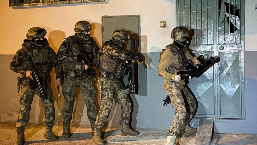 8 ilde uyuşturucu operasyonu: 1 ton 719 kg uyuşturucu ele geçirildi