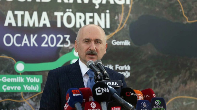 Bursa'yı geleceğe taşıyacak projeleri hayata geçiriyoruz