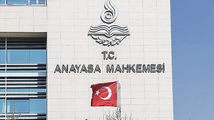 CHP'den iki kararnamenin iptali için AYM'ye başvuru