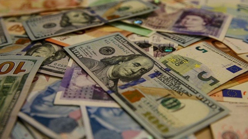 Dolar ve avro tarihi seviyelerini sürdürüyor (6 Şubat 2024 güncel döviz kuru)