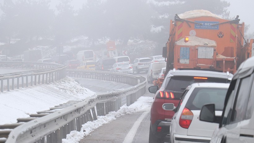 İstanbul'a kar ne zaman yağacak? Okullar tatil edilebilir