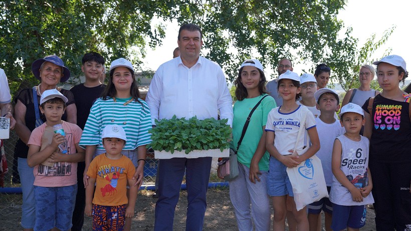 Seferihisar tarımının yeni yıldızı ‘ekinezya’ olacak