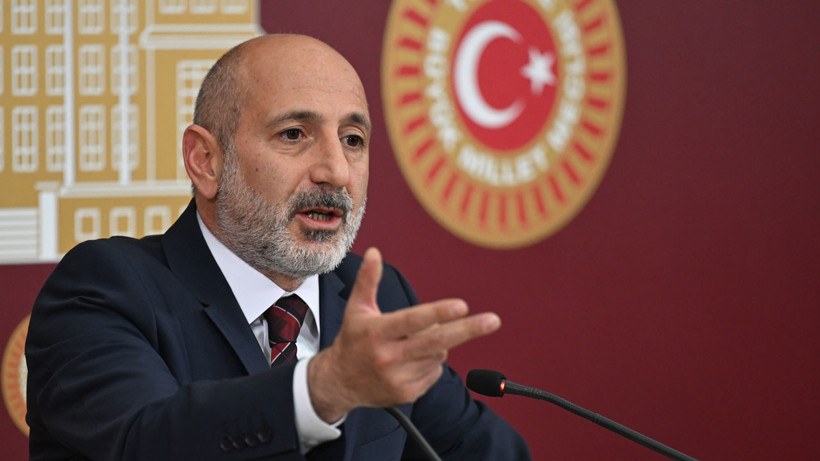 CHP'den Davutoğlu'nun sözlerine ilk tepki: Gelecek seçimde boylarının ölçüsünü alsınlar
