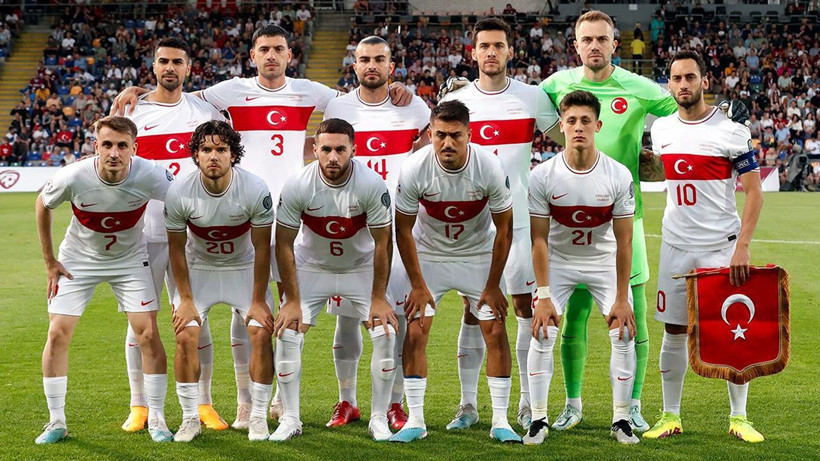 Türkiye-İzlanda maçının genel bilet satışı başladı
