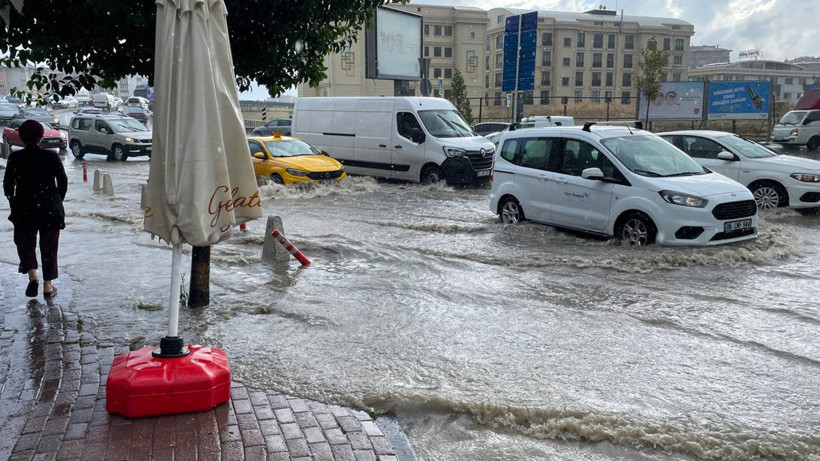 Başkentte sağanak etkili oluyor