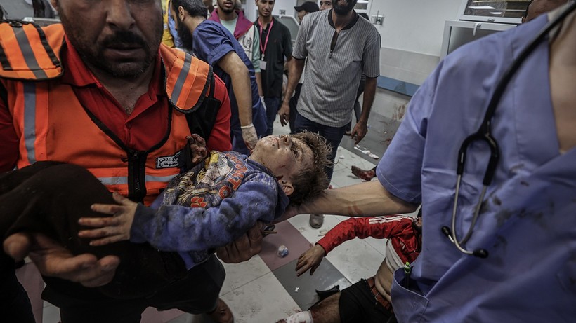 İsrail Gazze'de hastane vurdu: 500 ölü