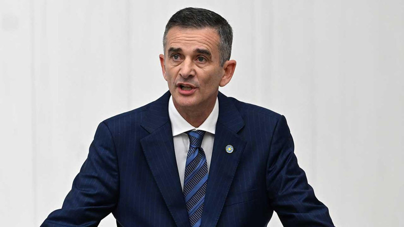 Son dakika... Ümit Dikbayır İYİ Parti’den ihraç edildi