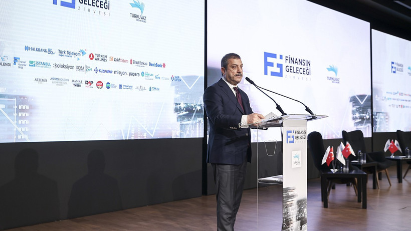 "Ticari kredilerin daha seçici olarak kullandırılmasını bekliyoruz"
