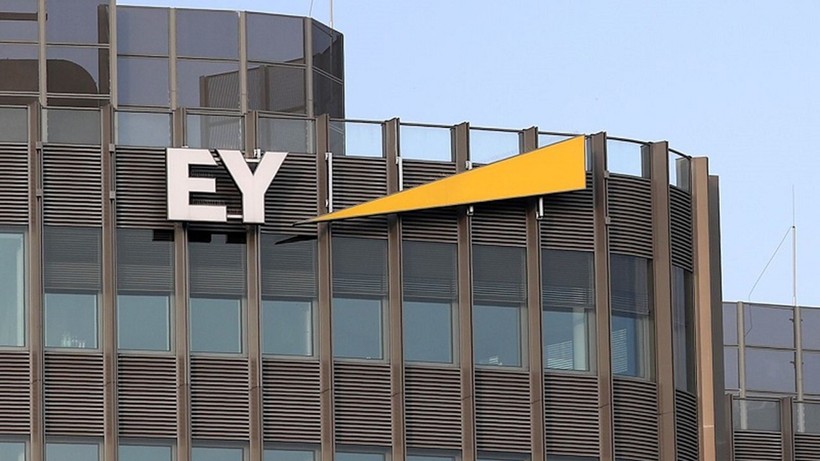 EY, 2024'te teknoloji şirketleri için en büyük 10 fırsatı açıkladı