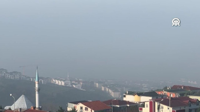 Sürücüler uyarıldı: İstanbul'un Anadolu Yakası'nda sis etkili oluyor