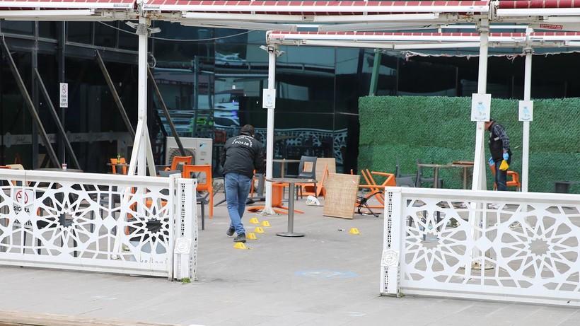 Pamukkale Üniversitesi Hastanesi'nin kafeteryasında yedi kişi vuruldu