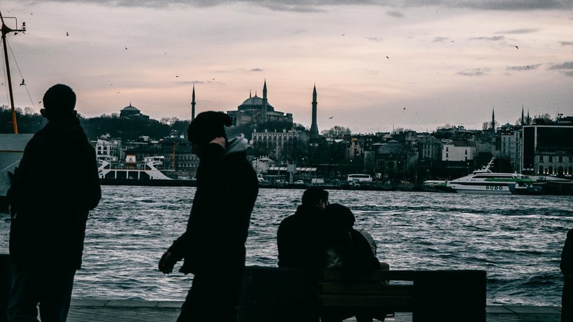 Açlık ve yoksulluk sınırı belli oldu! Asgari ücreti geride bıraktı