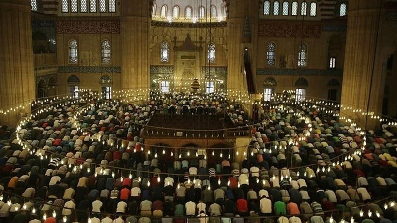 İl il bayram namazı saatleri: 2024 Ramazan Bayramı namazı saat kaçta İstanbul, Ankara, İzmir?
