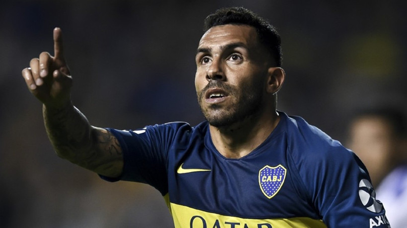 Arjantinli yıldız Carlos Tevez hastaneye kaldırıldı