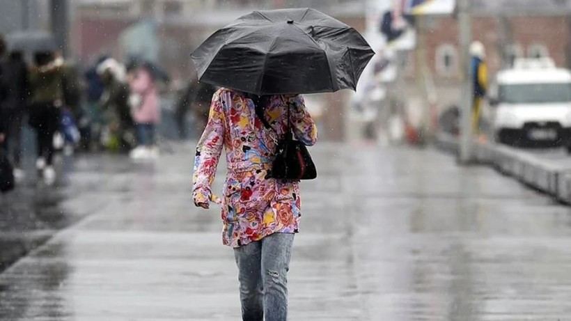 Meteoroloji saat verdi: 44 il için 'sarı' alarm verildi... Çok sayıda kente çöl tozu uyarısı