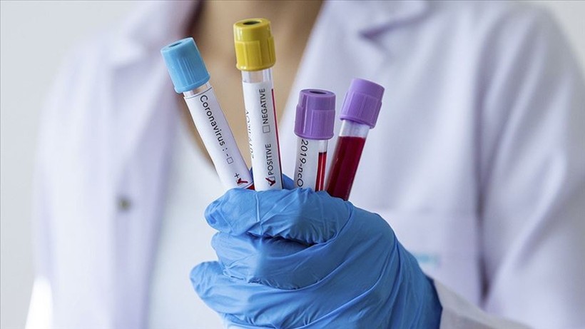Covid-19'un DNA dizilimini açıklamıştı: Çinli bilim insanı laboratuvarına geri döndü