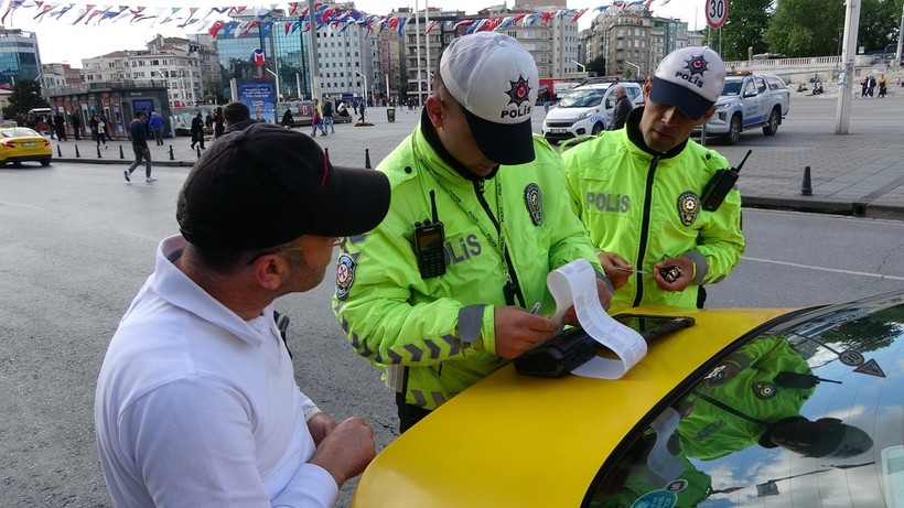 Taksiciler 'kamera'ya yakalandı: Altı araç trafikten men edildi