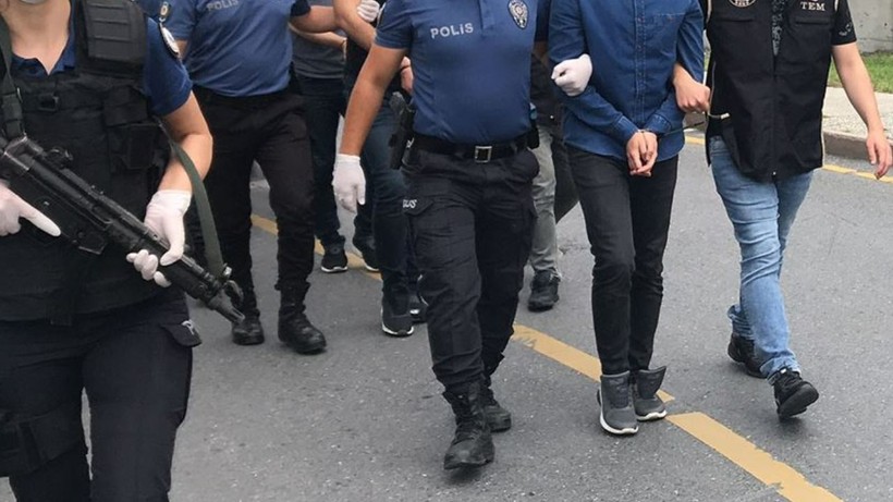28 ilde FETÖ operasyonu: Kamuda görev yapan 44 kişi gözaltına alındı