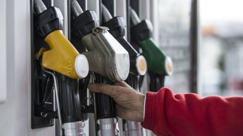 Benzine indirim geliyor: Akaryakıtta fiyat değişecek (24 Mayıs akaryakıt fiyatları)