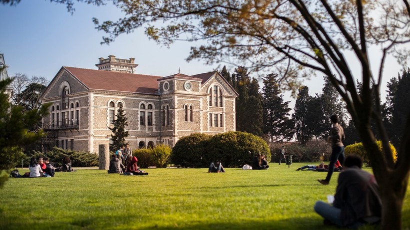 Boğaziçi Üniversitesi QS'in dünya sıralamasında 8 alanda ilk 300'e girdi
