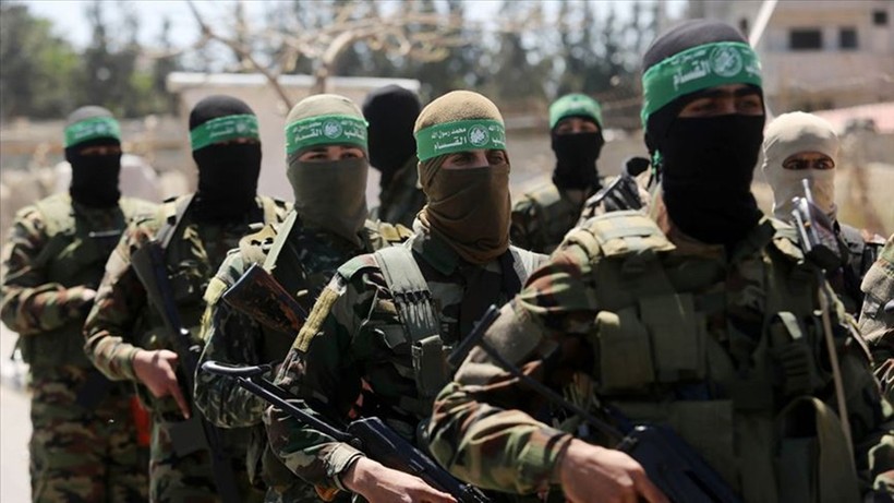 Hamas'tan İsrail karargahına saldırı