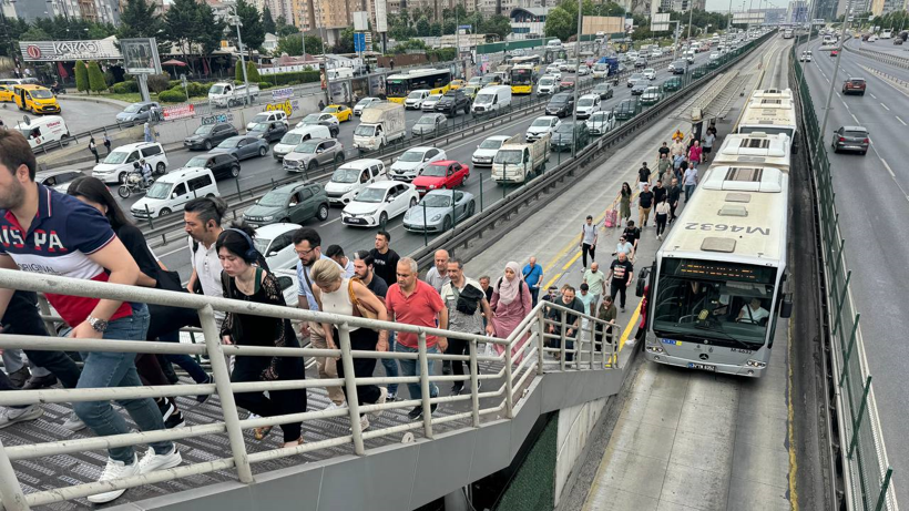 İstanbul trafik yoğunluğu yüzde 65 seviyesinde