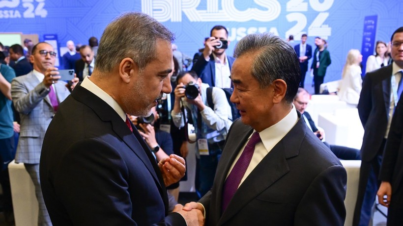 Dışişleri Bakanı Hakan Fidan, Çinli mevkidaşı Wang ile görüştü