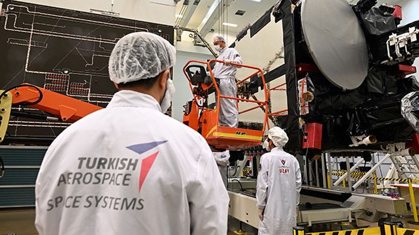Türksat 6A'nın ihtiyaç duyduğu enerji nasıl sağlanacak?