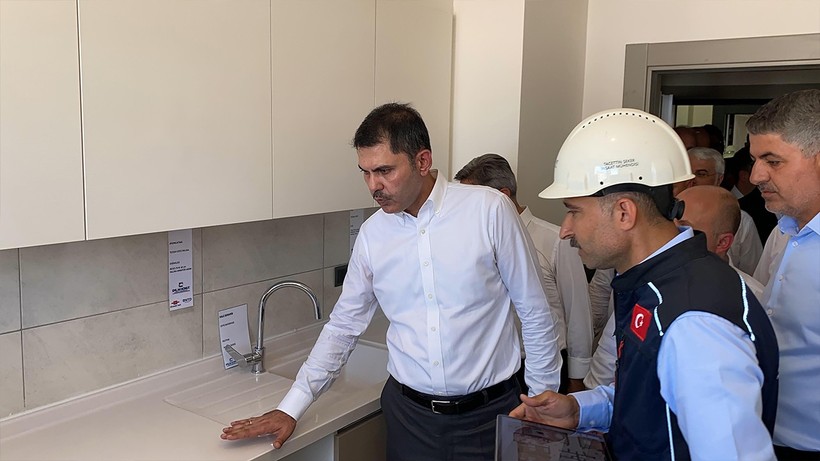 Bakan Kurum: Her ay 25-30 bin konut teslim edeceğiz